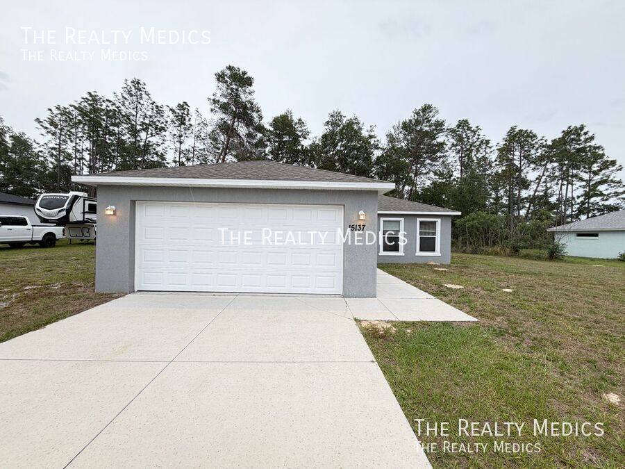 House for rent at 15137 SW 61st Court Rd, Ocala, FL 34473