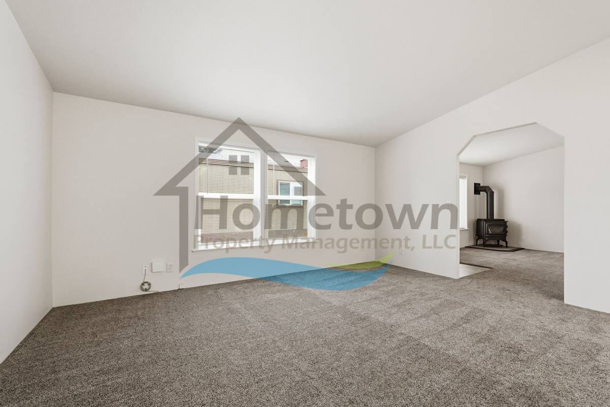 House for rent at 5425 E Grove Ave, Athol, ID 83801