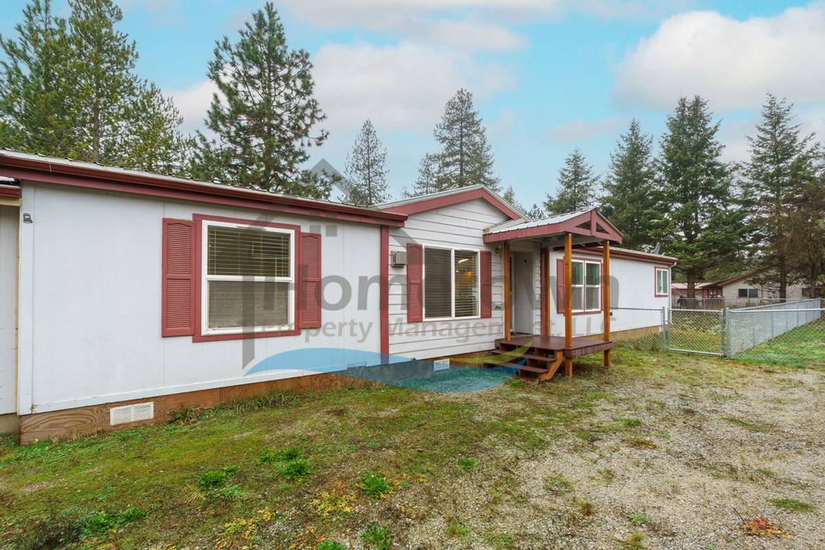 House for rent at 5425 E Grove Ave, Athol, ID 83801