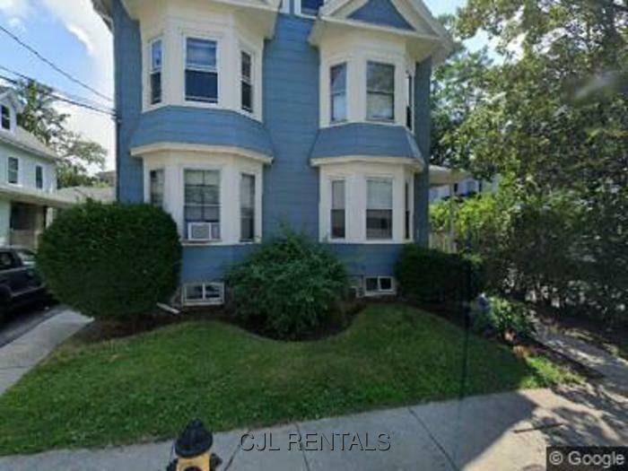 Townhouse for rent at 107 Chestnut St #2, Waltham, MA 02453