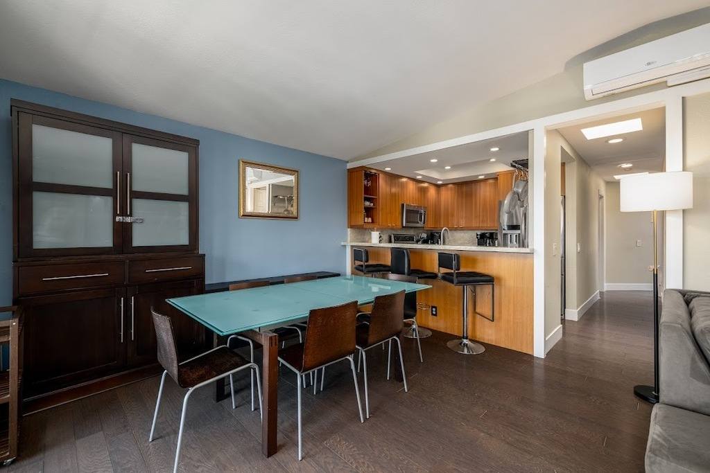 Condo for rent at 2215 Linwood St #C5, San Diego, CA 92110