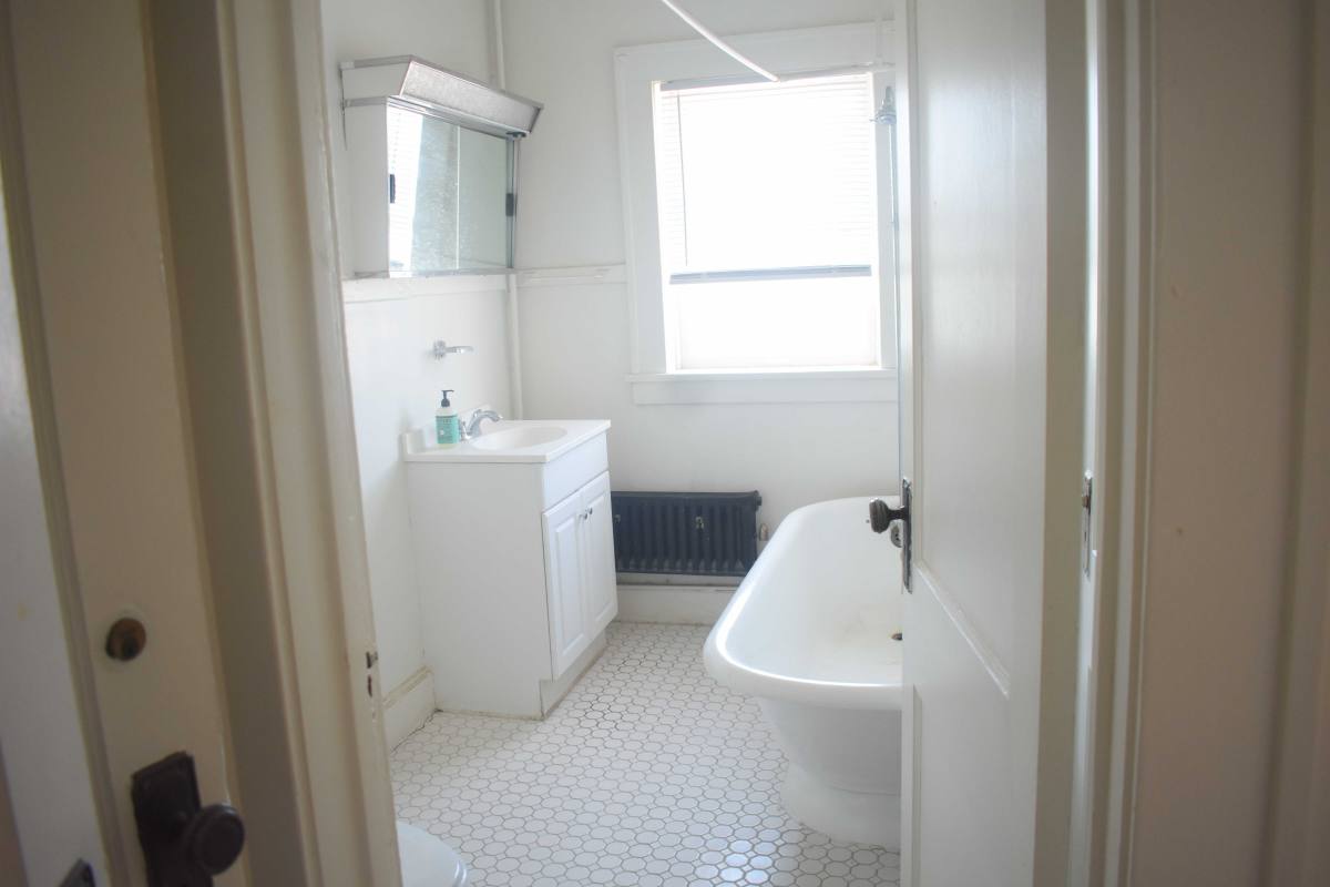 Apartment for rent at 1414 N Piedras St #32, El Paso, TX 79930