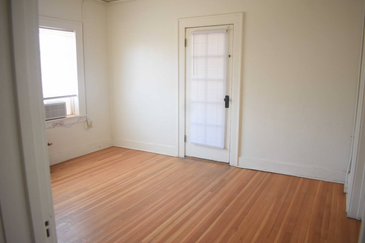 Apartment for rent at 1414 N Piedras St #32, El Paso, TX 79930