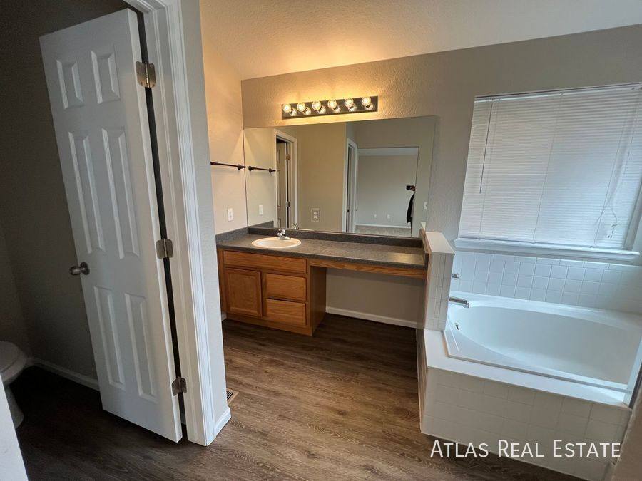 House for rent at 4413 Centerville Dr, Colorado Springs, CO 80922