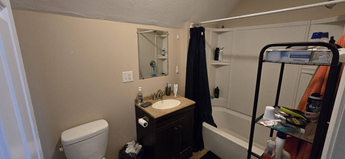 Apartment for rent at 84 May St #3, Worcester, MA 01602