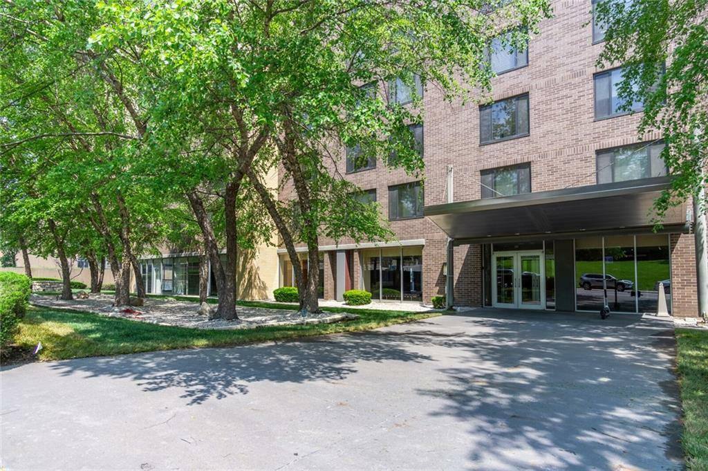 Apartment for rent at 600 E 8th St #3T, Kansas City, MO 64106