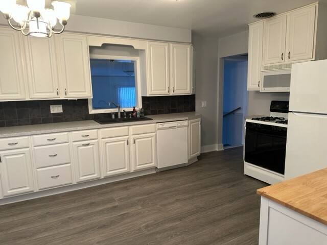 House for rent at 4119 Hillsdale Ave NE, Grand Rapids, MI 49525