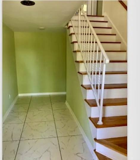 House for rent at 1900 E 28th Ave, Kansas City, MO 64116