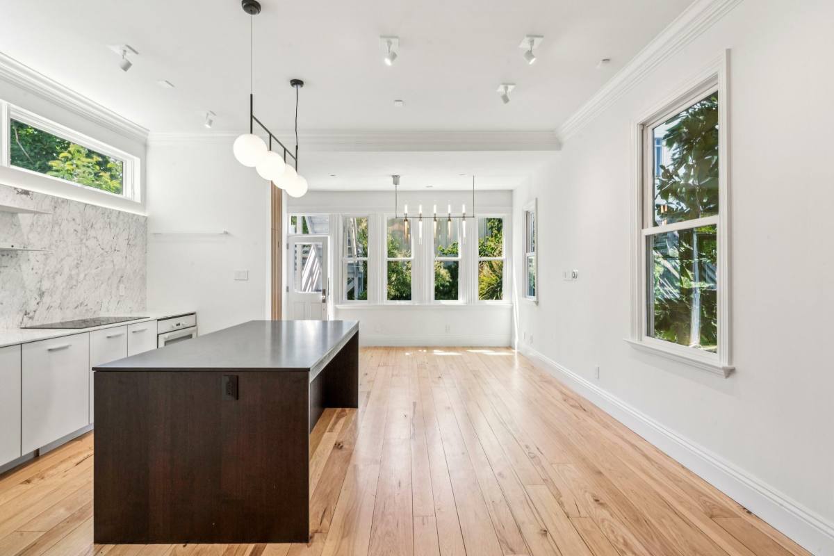 Condo for rent at 830 Alabama St, San Francisco, CA 94110
