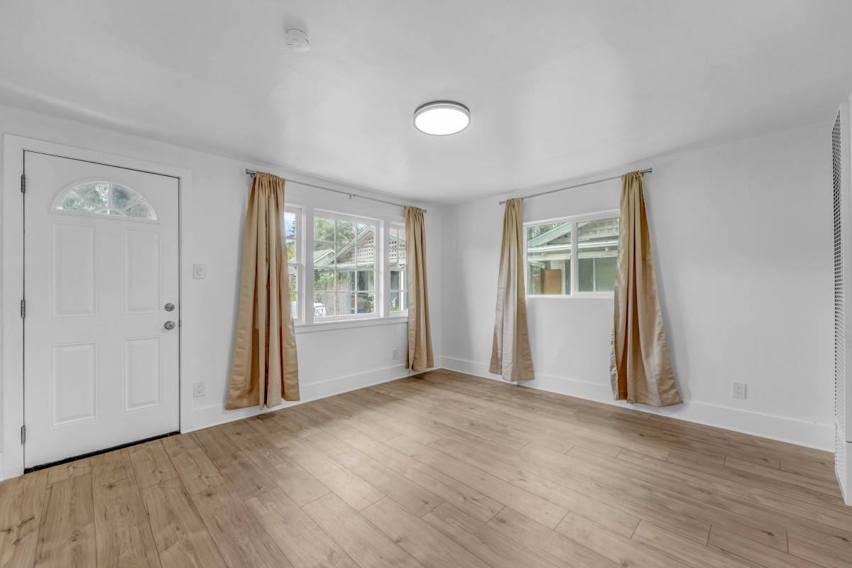 Apartment for rent at 812 Spring St #A, Santa Rosa, CA 95404