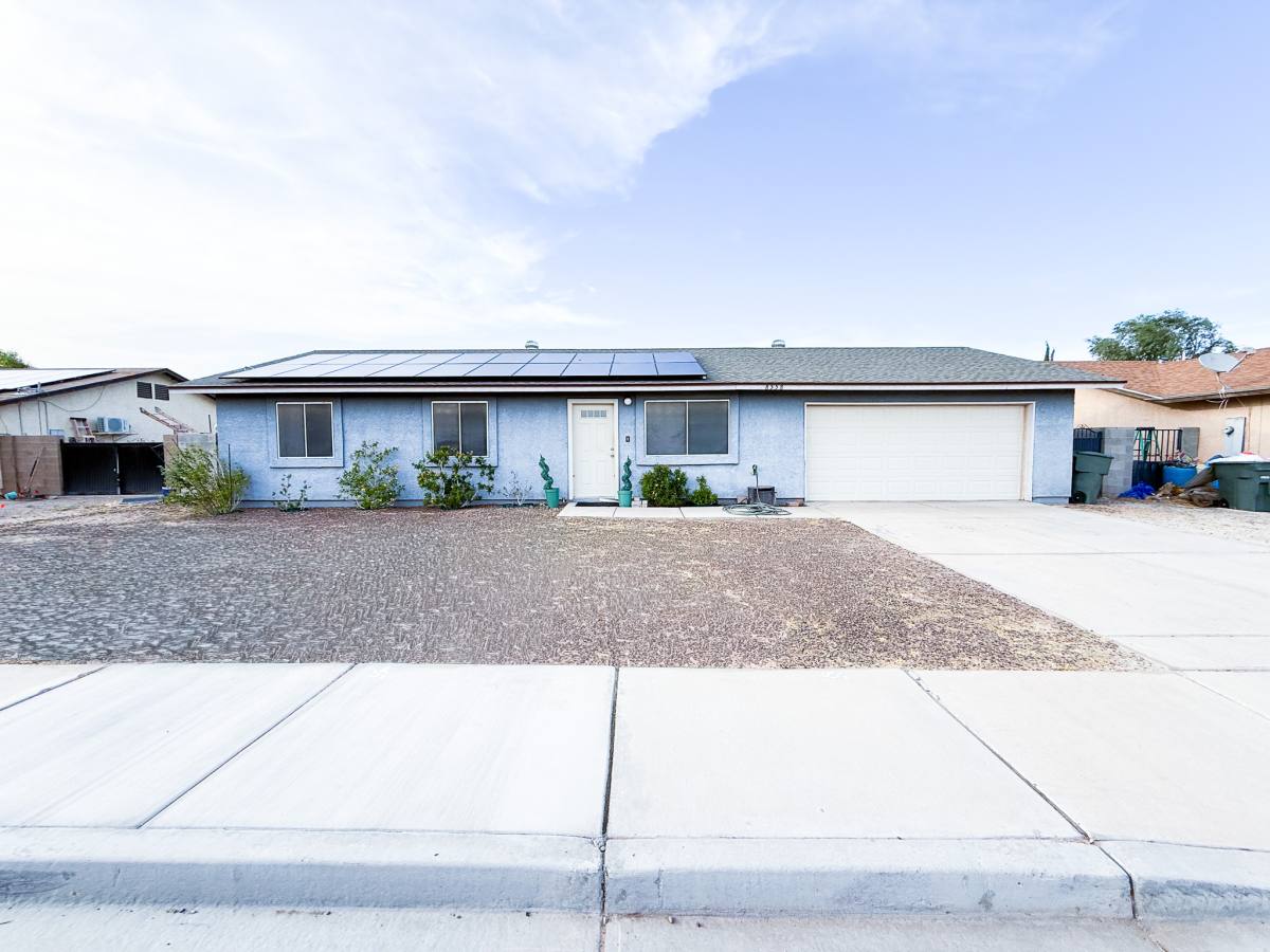 House for rent at 8558 E 38th St, Yuma, AZ 85365