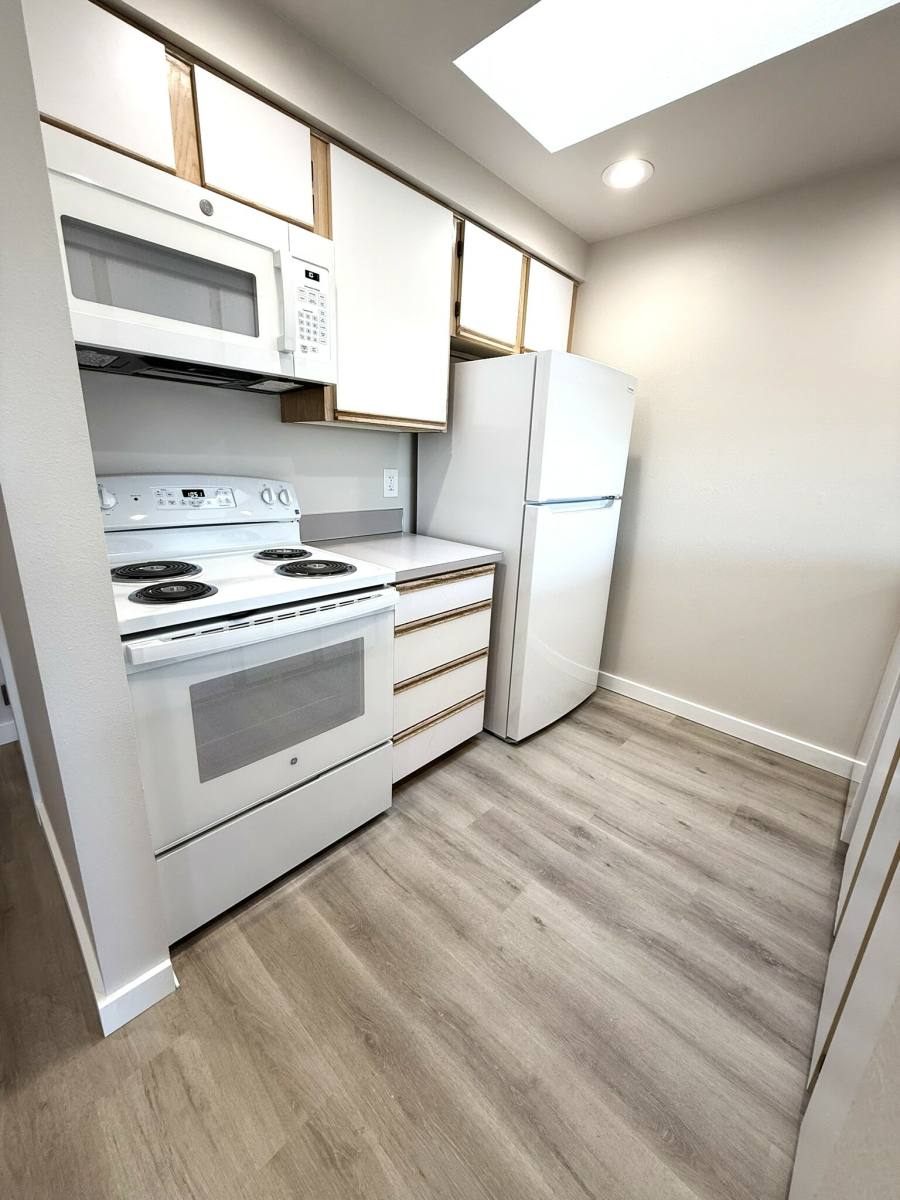 Apartment for rent at 9044 13th Ave NW #6, Seattle, WA 98117