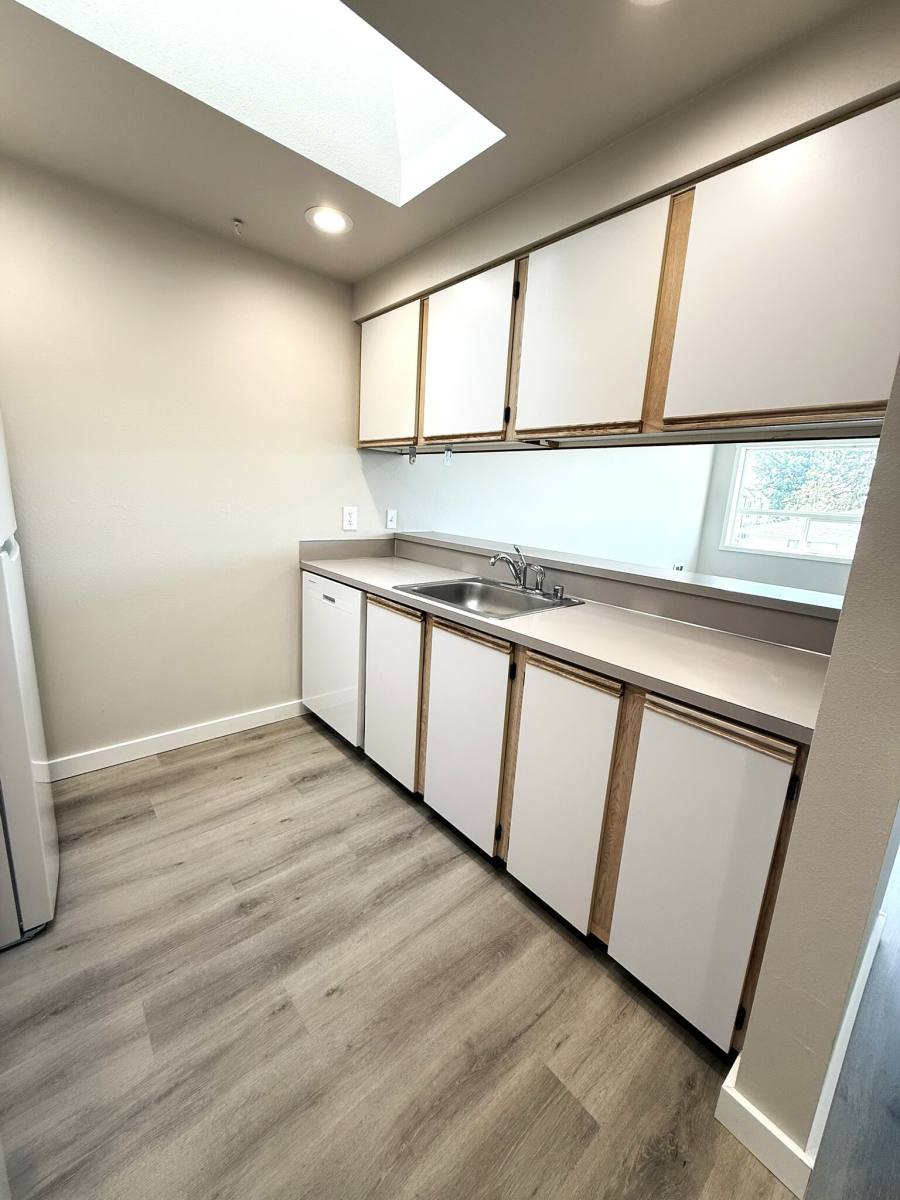 Apartment for rent at 9044 13th Ave NW #6, Seattle, WA 98117