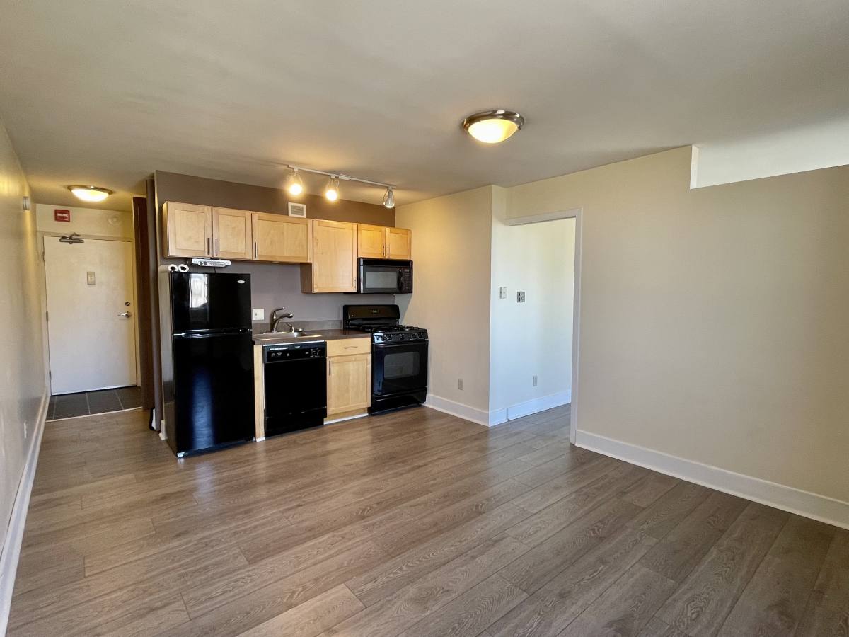 Condo for rent at 600 E 8th St #11F, Kansas City, MO 64106