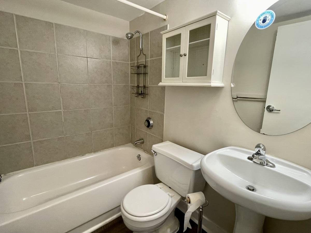Condo for rent at 600 E 8th St #11F, Kansas City, MO 64106