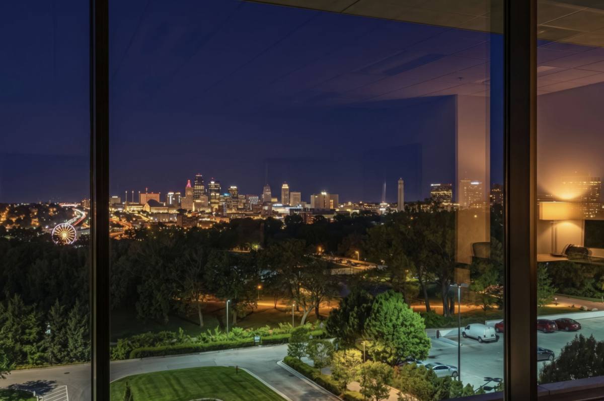 Apartment for rent at 700 W 31st St #404, Kansas City, MO 64108