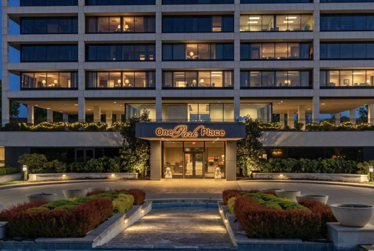 Apartment for rent at 700 W 31st St #404, Kansas City, MO 64108