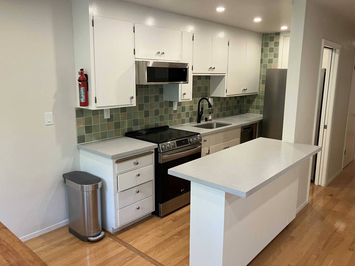 Apartment for rent at 1423 Walnut St #3, Berkeley, CA 94709