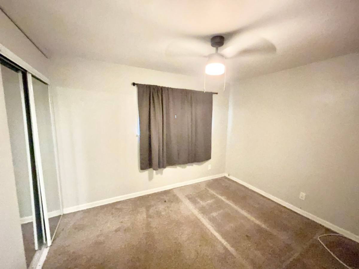 Apartment for rent at 2580 Pitcairn Rd, Monroeville, PA 15146