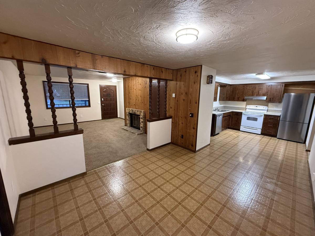 Townhouse for rent at 9133 Tolo Court NE #B, Olympia, WA 98516