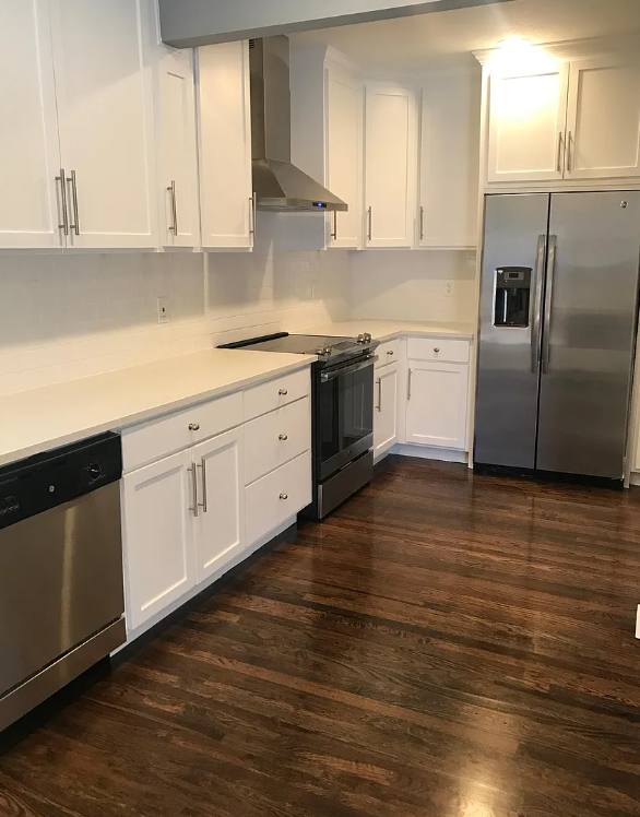 House for rent at 1011 W 45th St, Kansas City, MO 64111