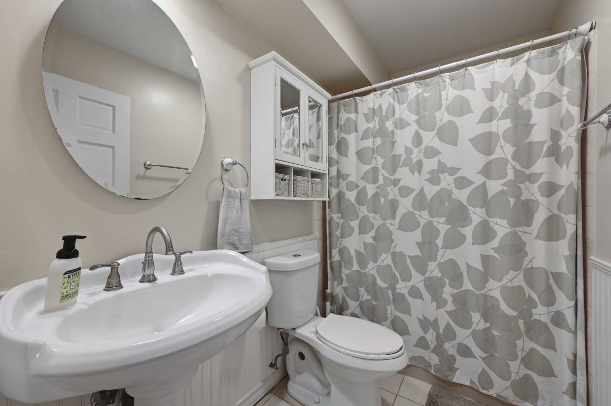 House for rent at 9209 Rock Way Dr, Austin, TX 78736