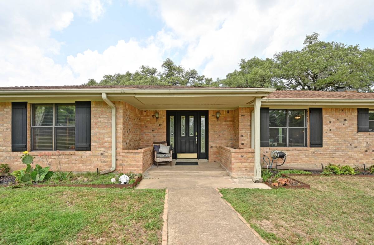 House for rent at 9209 Rock Way Dr, Austin, TX 78736
