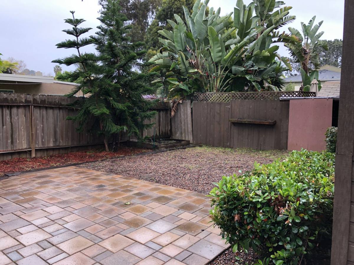 Townhouse for rent at 1457 N Vulcan Ave, Encinitas, CA 92024