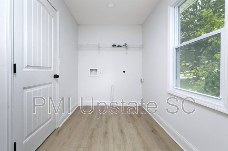 House for rent at 101 Paris View Dr, Travelers Rest, SC 29690