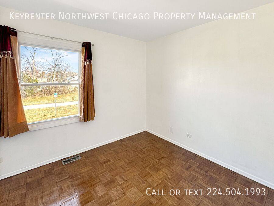 Townhouse for rent at 1315 Kingsbury Dr #C, Hanover Park, IL 60133