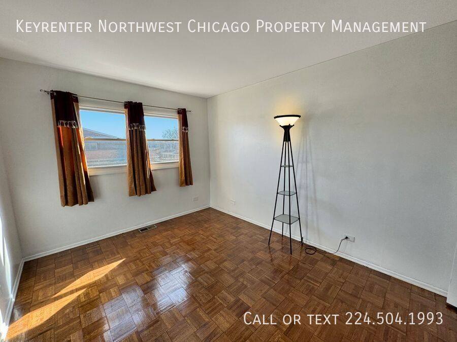 Townhouse for rent at 1315 Kingsbury Dr #C, Hanover Park, IL 60133