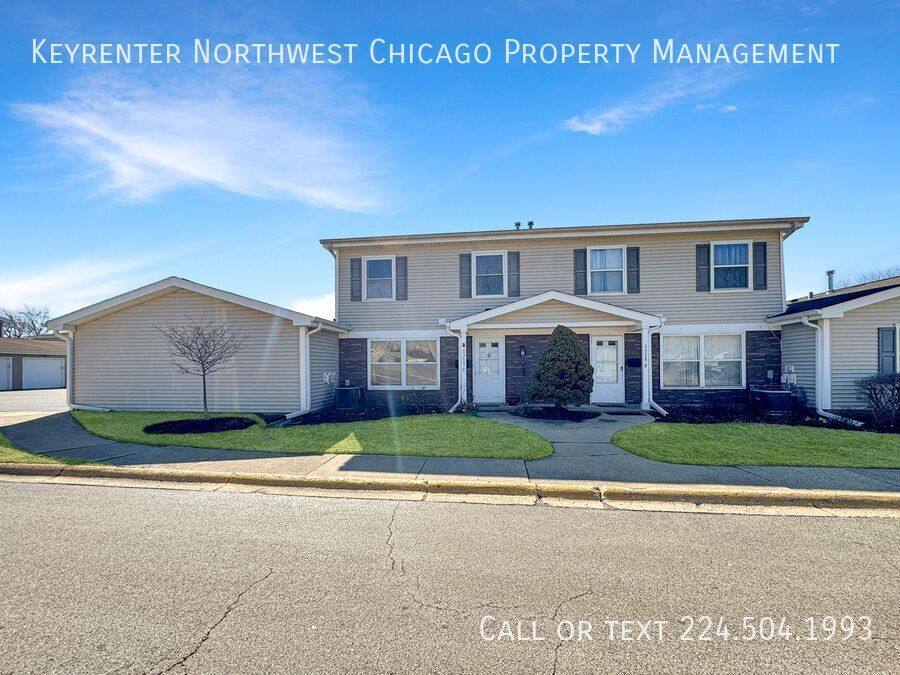 Townhouse for rent at 1315 Kingsbury Dr #C, Hanover Park, IL 60133