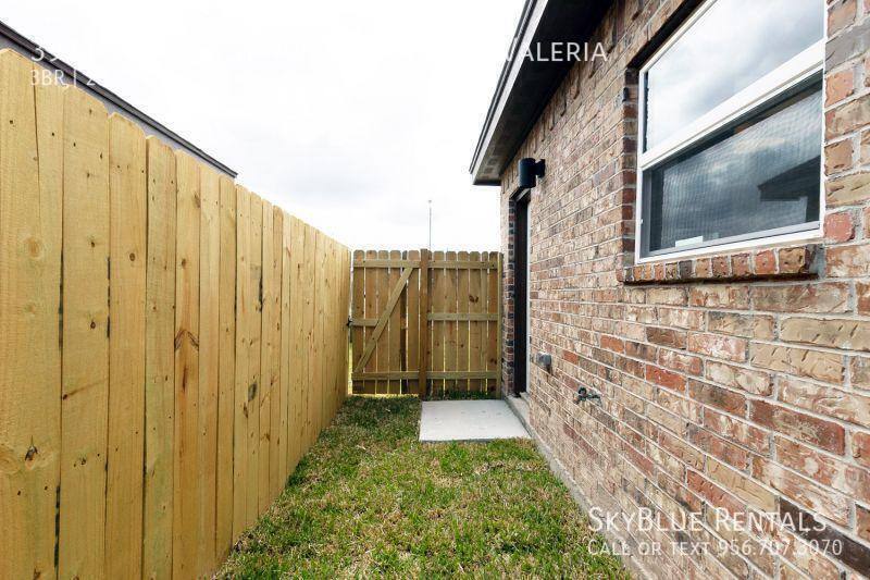 Apartment for rent at 3911 Valeria St #4, Edinburg, TX 78541