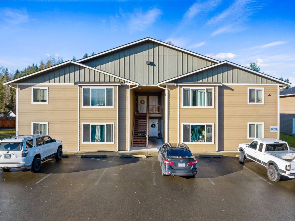 Apartment for rent at 505 Minnesota St N, Rainier, WA 98576
