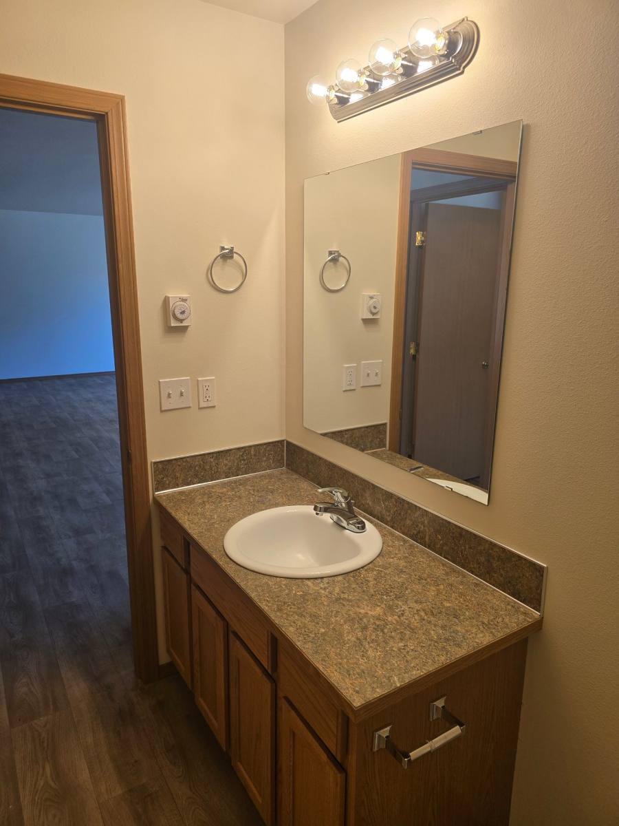 Apartment for rent at 505 Minnesota St N, Rainier, WA 98576