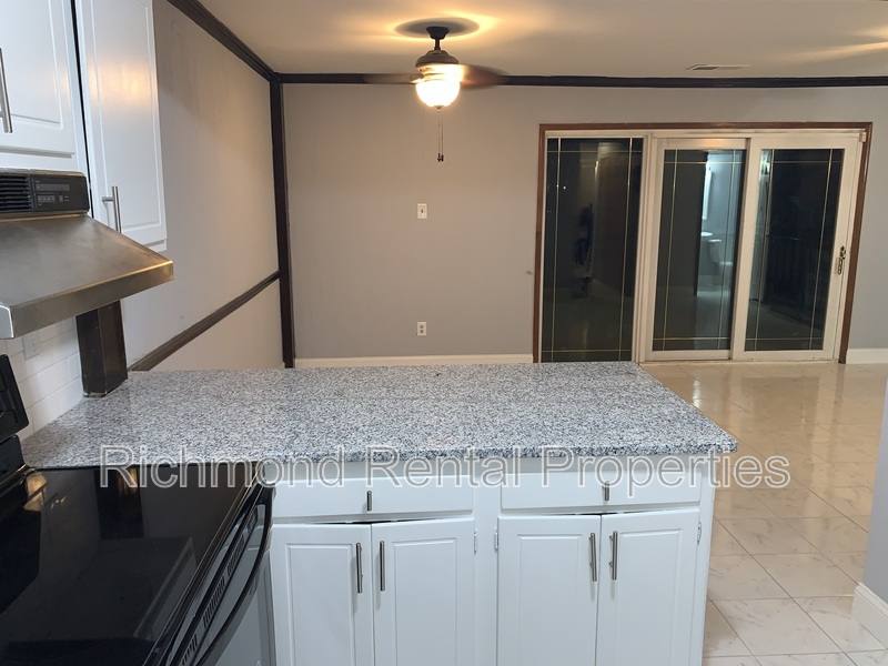 Townhouse for rent at 4 Skipwith Green Circle, Henrico, VA 23294