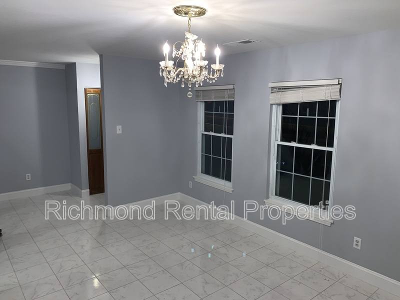 Townhouse for rent at 4 Skipwith Green Circle, Henrico, VA 23294