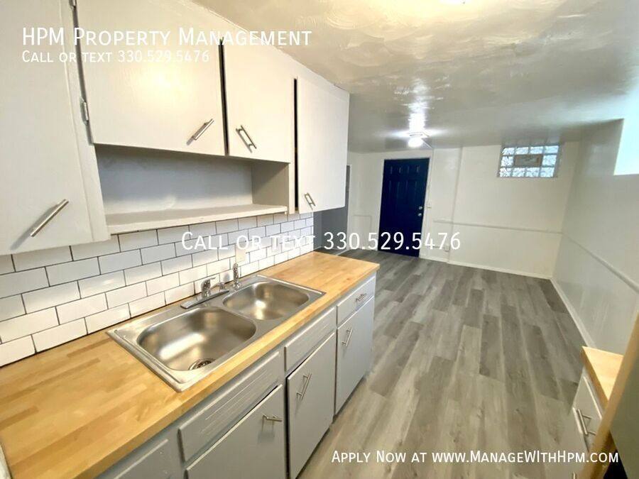 Apartment for rent at 1415 Yale Ave NW #9, Canton, OH 44703