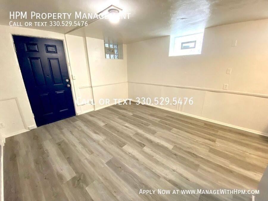 Apartment for rent at 1415 Yale Ave NW #9, Canton, OH 44703