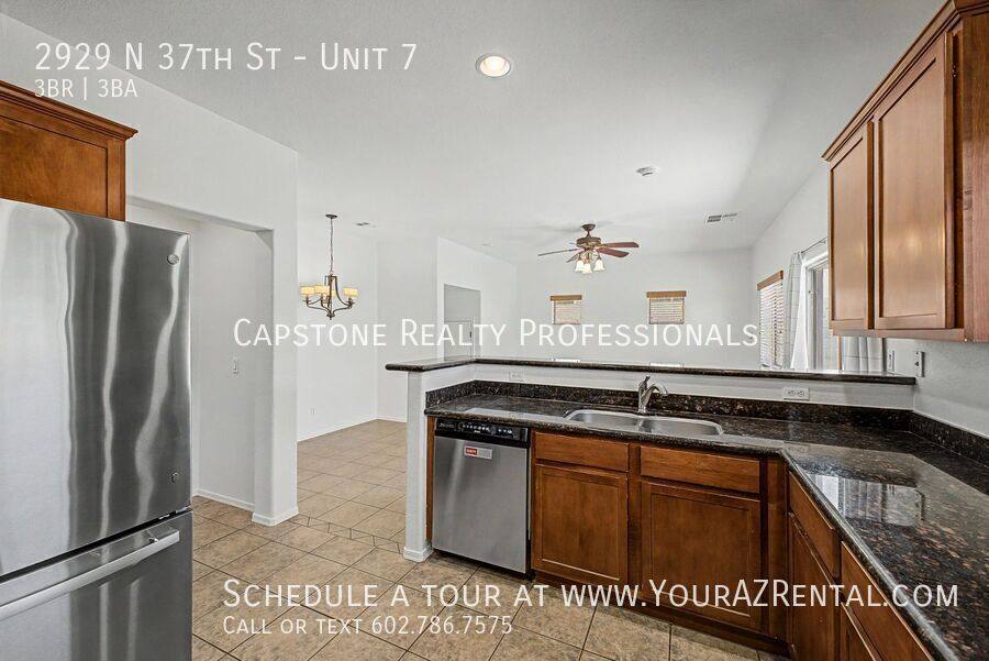 Apartment for rent at 2929 N 37th St #7, Phoenix, AZ 85018