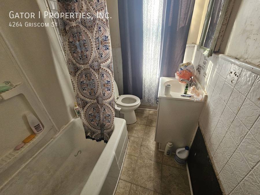 Apartment for rent at 4264 Griscom St, Philadelphia, PA 19124