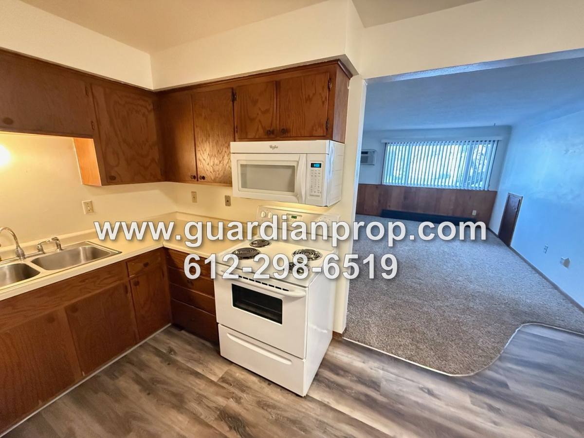 Apartment for rent at 2008 4th St S, South Saint Paul, MN 55075