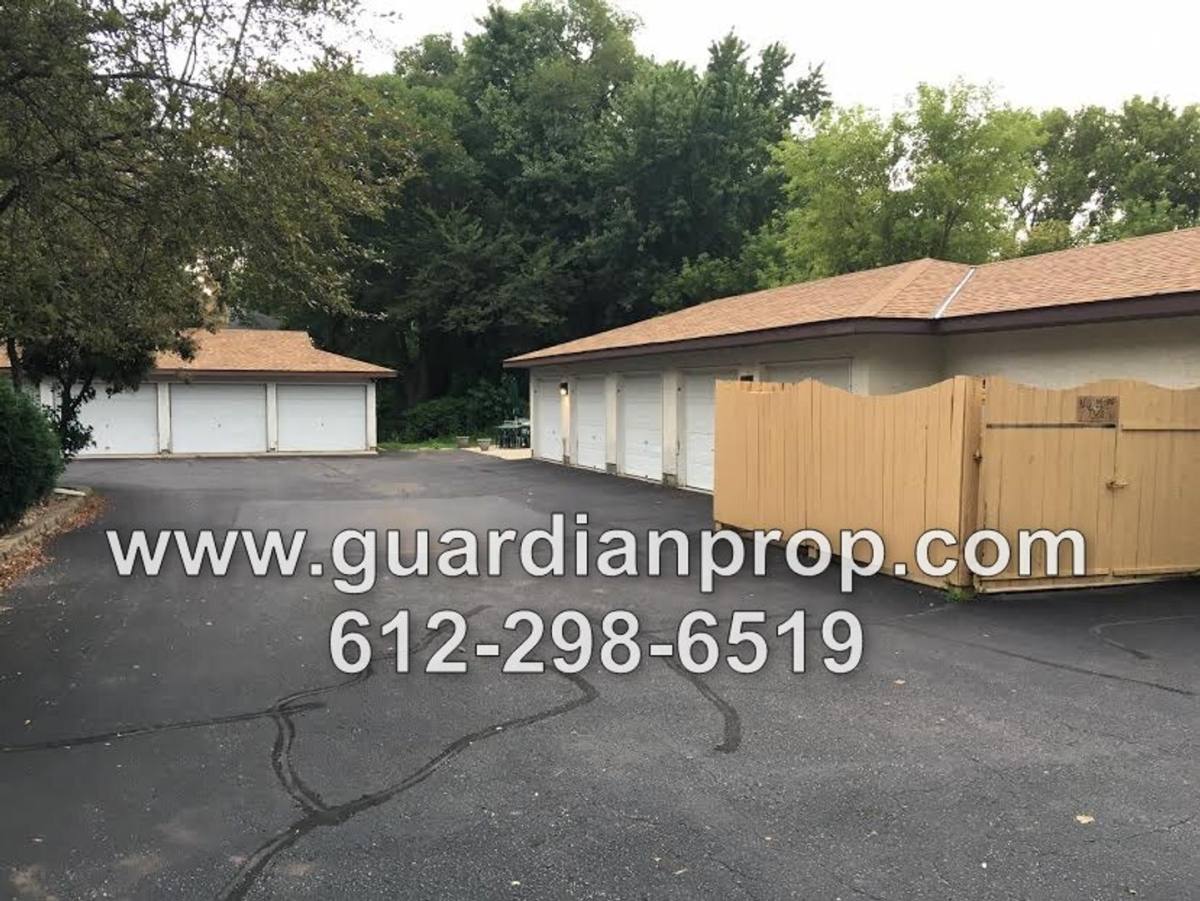 Apartment for rent at 2008 4th St S, South Saint Paul, MN 55075