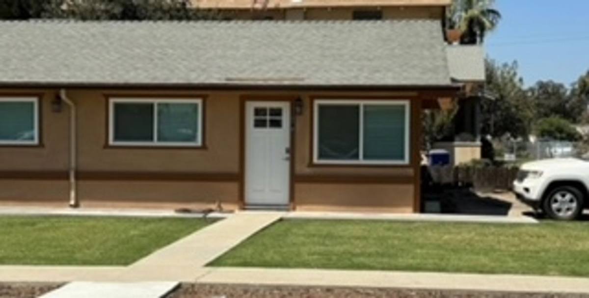 Apartment for rent at 578 Brown St, Hanford, CA 93230