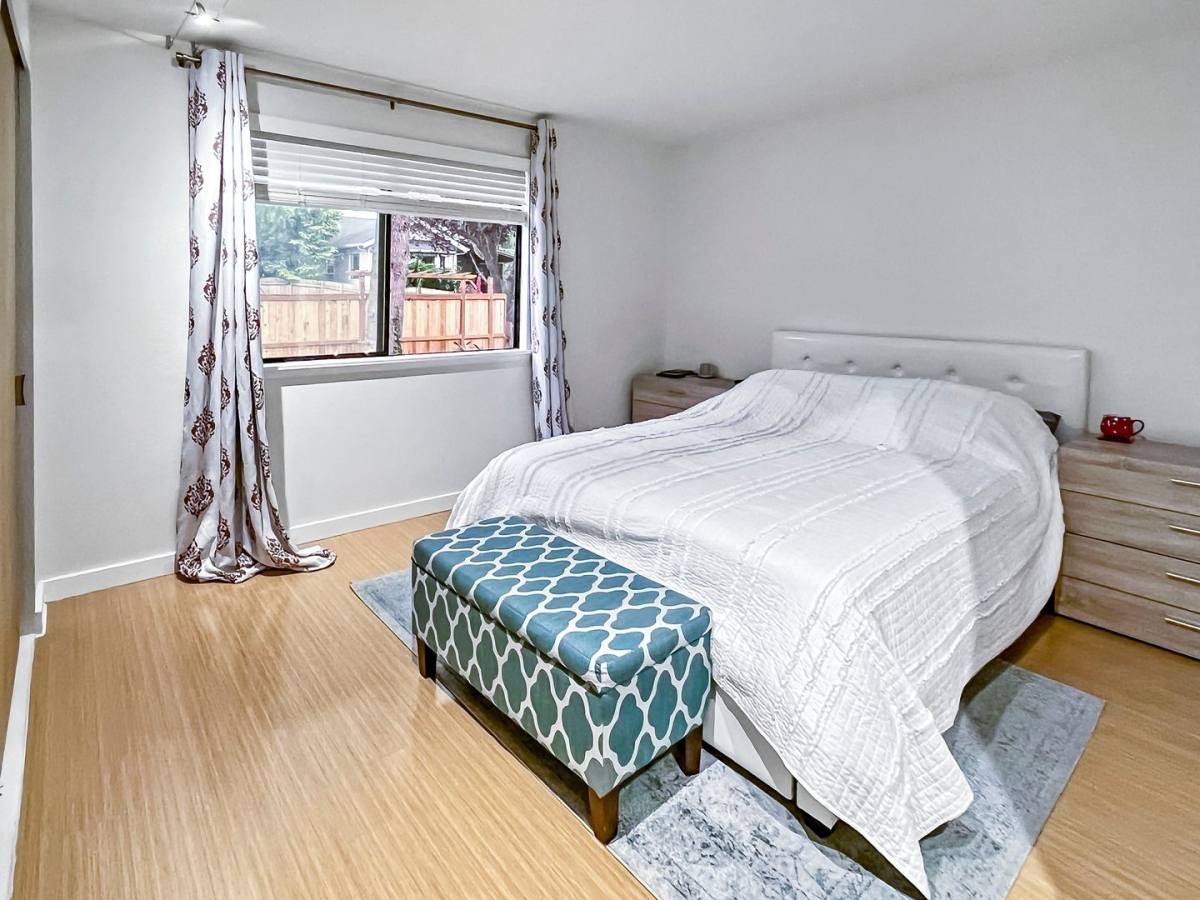 House for rent at 6728 11th Ave NW, Seattle, WA 98117