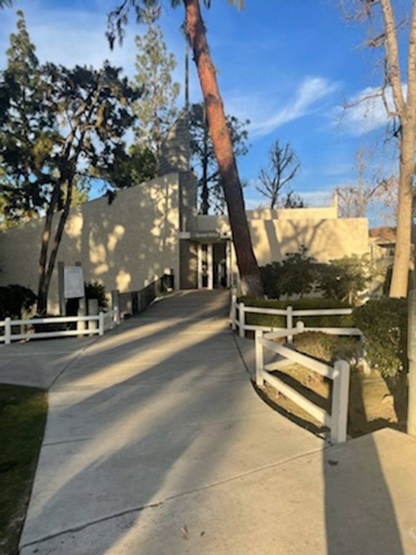 Apartment for rent at 5000 Belle Terrace, Bakersfield, CA 93309
