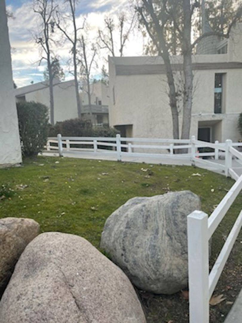 Apartment for rent at 5000 Belle Terrace, Bakersfield, CA 93309
