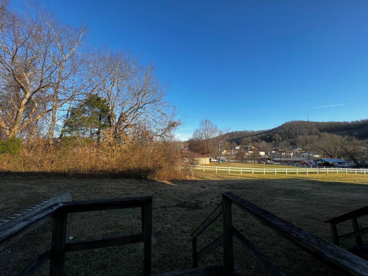 Townhouse for rent at 201 - 203 Bilbrey St, Livingston, TN 38570
