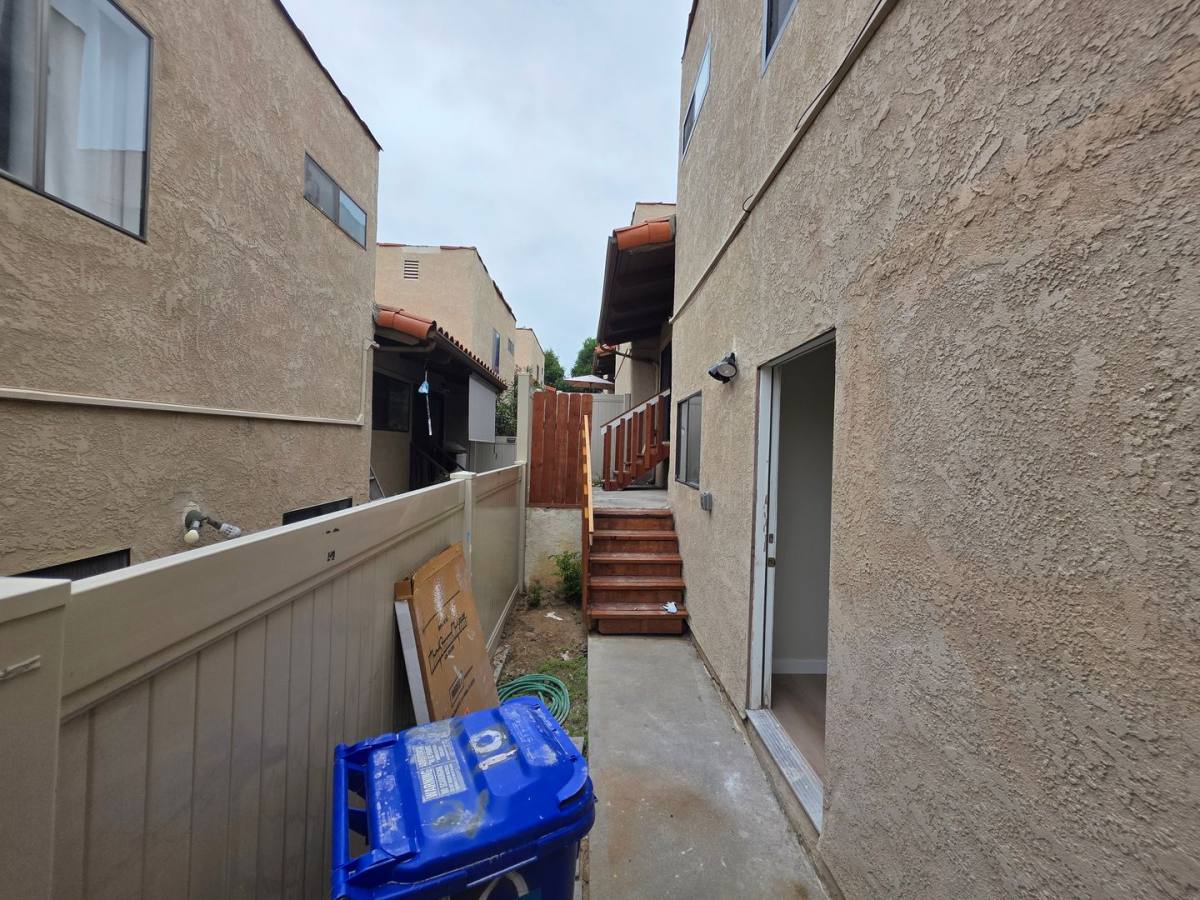 Condo for rent at 13987 Coteau Dr, Whittier, CA 90604