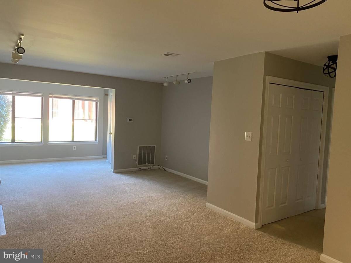 Apartment for rent at 2822 Lee Oaks Place #101, Falls Church, VA 22046